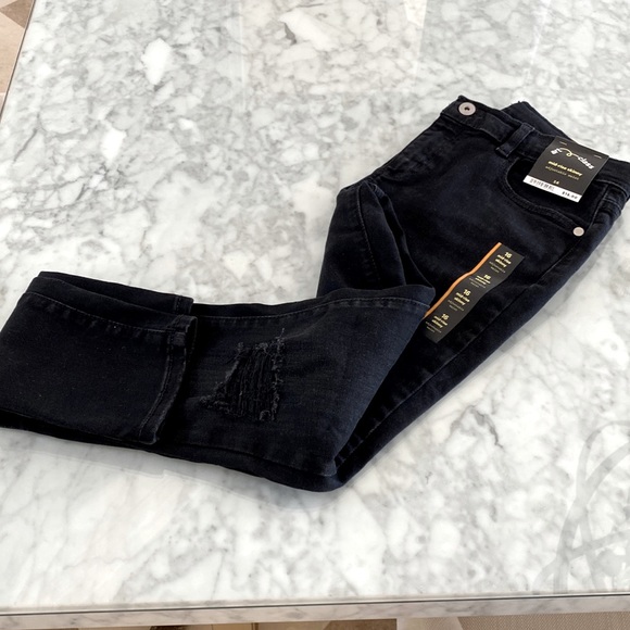Black distressed kids jeans. Target art class brand - Picture 1 of 4